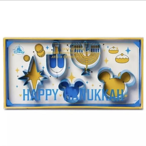New Disney Parks Cookie Cutter Set - Mickey Mouse Hanukkah - Picture 1 of 5